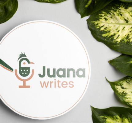 Juana-writes3l-02